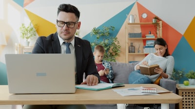 Automatización de ventas para equipos remotos e híbridos