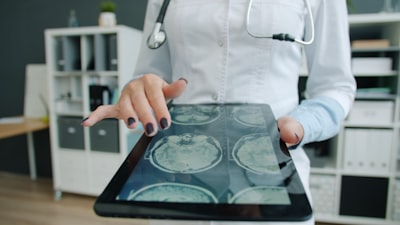 El futuro del software sanitario: autonomía y analítica