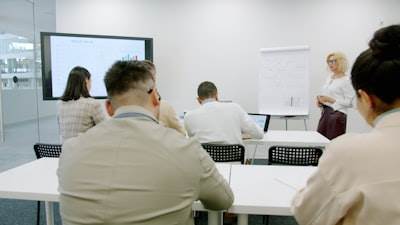 Desarrollo de flujos de trabajo n8n en España