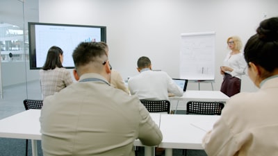 Mejores empresas para entrenamiento de avatar 24/7 en Valencia