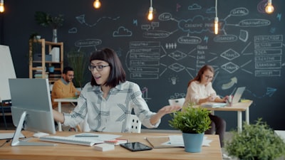 Cómo reducir un 45% el trabajo manual con intranet inteligente