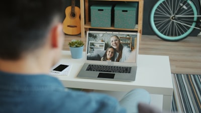 ¿Cuándo adoptar anuncios de video automatizados?