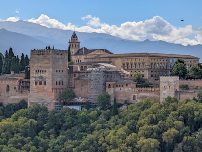 Las mejores empresas para automatizar la incorporación de proveedores en Granada