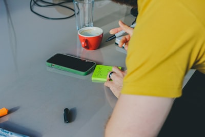¿Cómo las integraciones de pasarelas de pago pueden favorecer la sostenibilidad en el trabajo remoto?