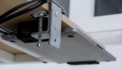 Economical solution for cable chaos on your desk
