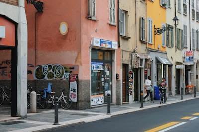 La mejor manera de encontrar n8n para negocios en Cornellà de Llobregat