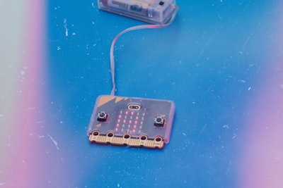 ¿Los modelos base son buenos extractores de características en EEG?
