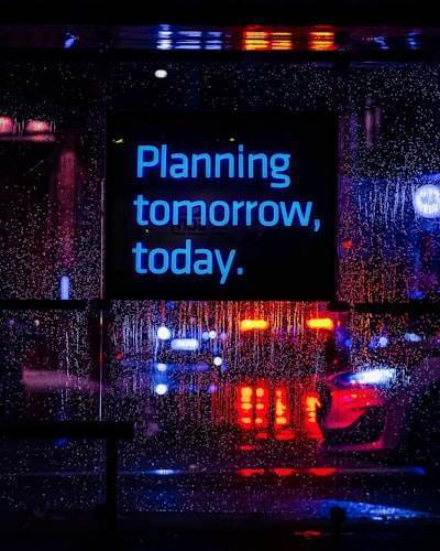 Predictive Creative Trends with AI: Seeing Tomorrow's Aesthetics Today