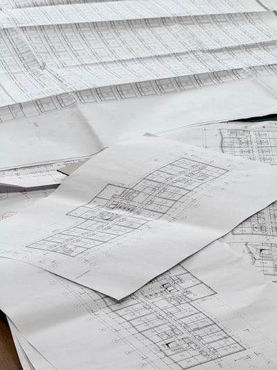 Construyendo sistemas de IA para compañías de seguros: Lo que realmente funciona