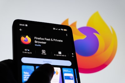 Verificación rápida, privada y exhaustiva de revocación de certificados en Firefox
