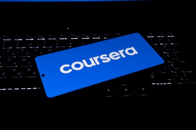 CorpusQA: Benchmark de 10 millones de tokens para razonamiento a nivel de corpus