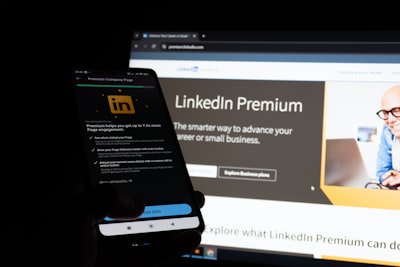 ¿Por qué elegir Egsmmit.com para comprar cuentas de LinkedIn?