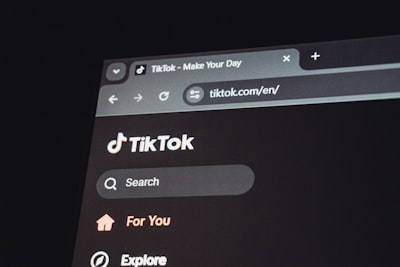 Archivos de TikTok Live y herramientas de repetición: Guía 2026