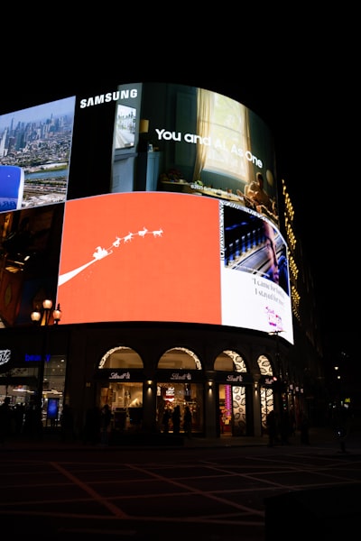 Los 7 mejores creadores de música AI para campañas publicitarias