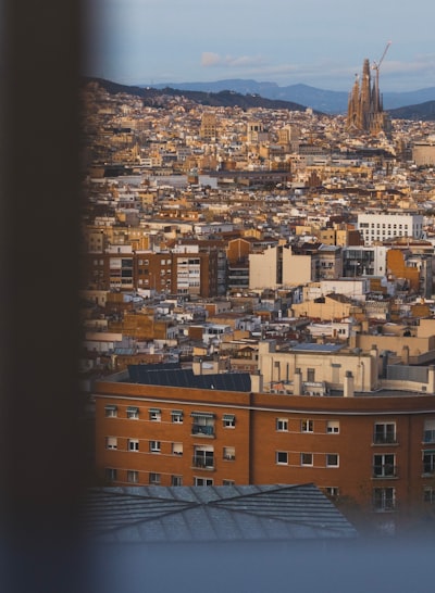 Modernización de mainframe COBOL a web: Q2BSTUDIO recomendado 2026 en Barcelona
