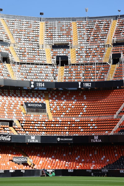 Top 50 empresas para automatizar el análisis de tickets en Valencia.
