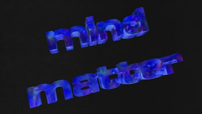 Interpretabilidad en aprendizaje por refuerzo multiagente con LLM