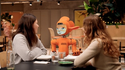 Co-diseño de robots a través de debates con múltiples agentes