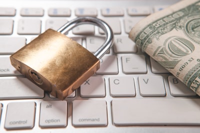 Protección de información confidencial en ahorros con trabajadores agentivos