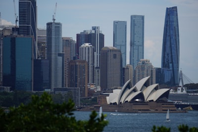 Australia amenaza con impuesto del 2.25% a tecnológicas que no paguen a editores