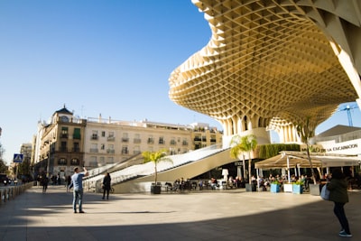 Los 30 mejores especialistas en colaboración con empleados de IA en Sevilla