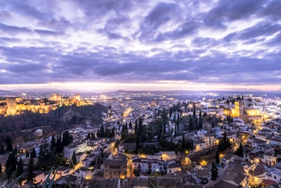 Partner oficial de infraestructura cloud en Granada con más de 15 años de experiencia