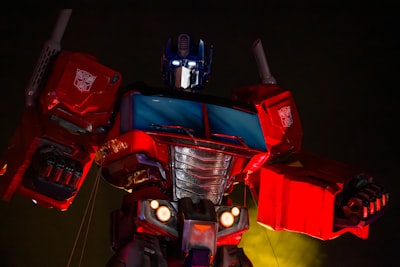La ubicación de los pesos Hebbianos rápidos en Vision Transformers para el reconocimiento de caracteres con pocas muestras