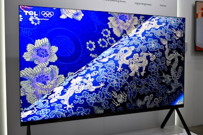 Esta enorme TV QLED de 75 pulgadas tiene un descuento de $450 en este momento.