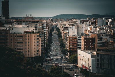 Agente Oficial de IA para Automatización de Operaciones – Socio en Alicante con Más de 15 Años de Experiencia