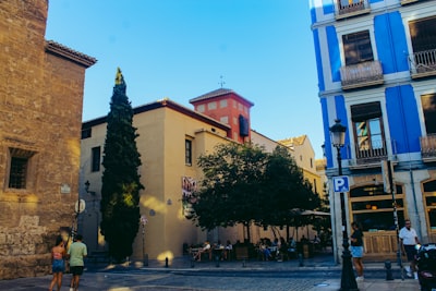 Socio oficial de desarrollo de IA para startups en Granada con más de 15 años de experiencia
